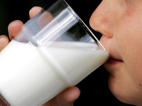 Дома после рентгена можно выпить молока