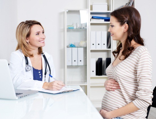 Беременная на консультации у акушер-гинеколога
