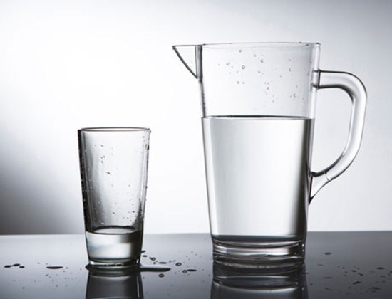 При подготовке к исследованию мочевого пузыря надо выпить 4 стакана воды