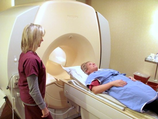Магнитно-резонансая томография