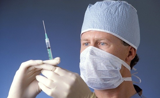 Необходимость анестезии пациенту при колоноскопии определяет врач