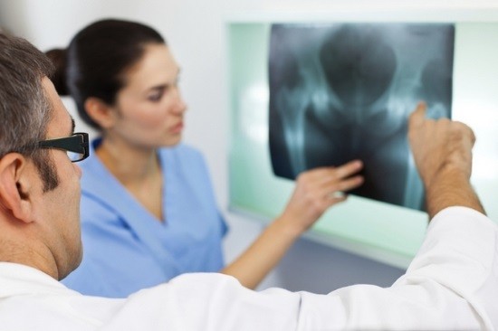 Изображение - Рентген таза с захватом тазобедренных суставов rentgenologicheskoe-issledovanie-tazobedrennogo-sustava-2